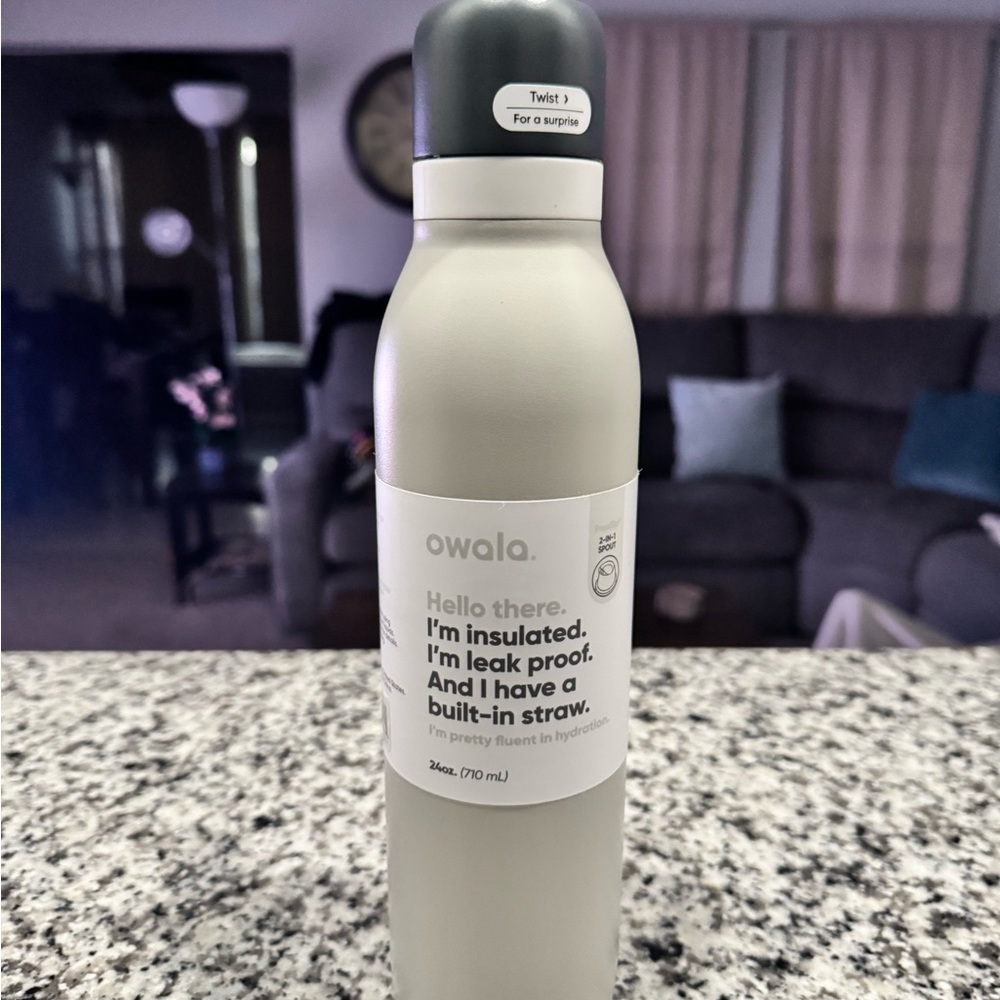 Owala FreeSip Twist 24 oz Water Bottle